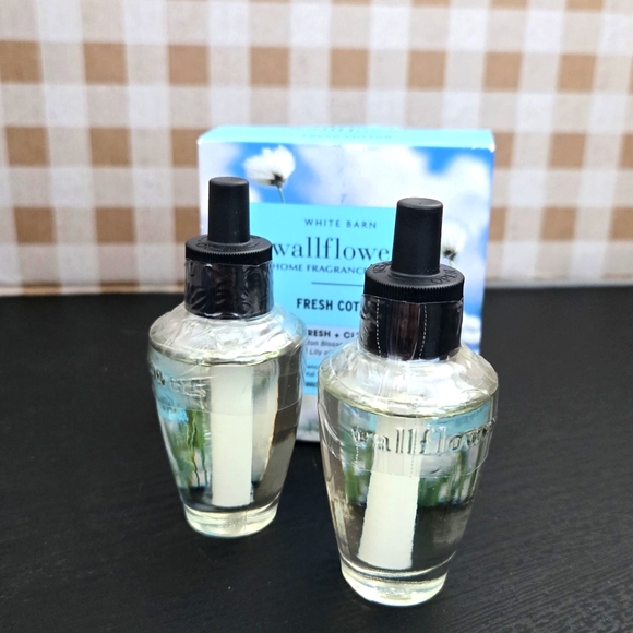 Fresh Cotton WALLFLOWERS Bath & Body Works Refill 2 Pack - Picture 1 of 4